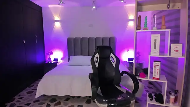 SkyThompson online show from 02-03-26, 04:32