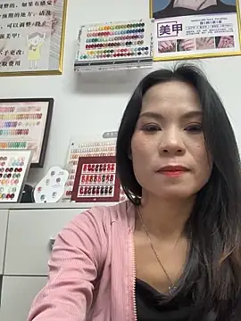 Baby-mmm online show from 10-26-25, 01:39