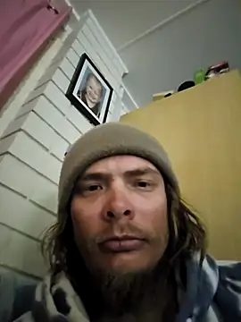 Snapshot of Jakeysnaky chatting on 10-11-25, 11:31 Jakeysnaky online show from 10-11-25, 11:31
