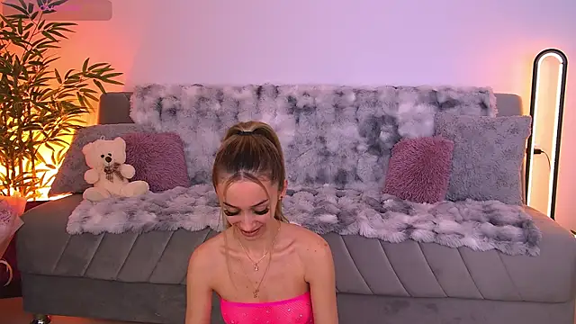 AmyKent  online show from 05-19-26, 04:13