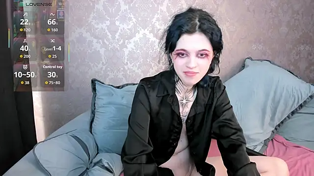 NoelleGothicShadow online show from 04-09-26, 06:19