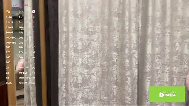 lady linaa online show from 10-11-25, 04:49