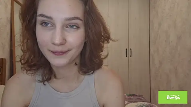 lady linaa online show from 10-28-25, 04:09