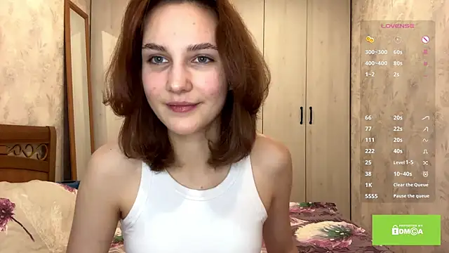 lady linaa online show from 10-29-25, 04:20