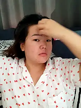 Snapshot of Innogin chatting on 10-19-25, 08:37 Innogin online show from 10-19-25, 08:37