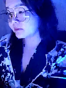 Snapshot of Innogin chatting on 11-16-25, 05:29 Innogin online show from 11-16-25, 05:29