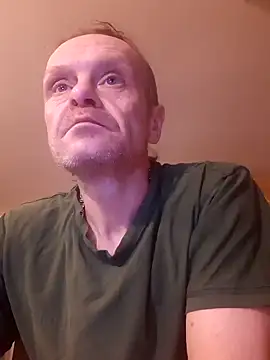 Snapshot of Kuba_Gd chatting on 12-07-24, 08:05 Kuba Gd online show from 12-07-24, 08:05