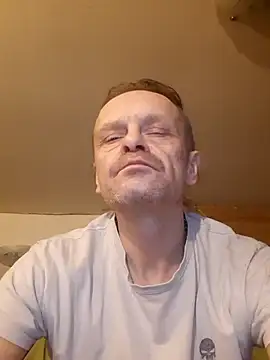 Snapshot of Kuba_Gd chatting on 12-13-24, 05:00 Kuba Gd online show from 12-13-24, 05:00