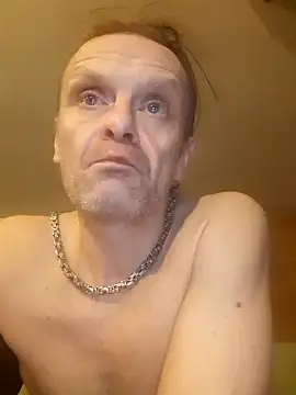 Snapshot of Kuba_Gd chatting on 12-23-24, 11:17 Kuba Gd online show from 12-23-24, 11:17