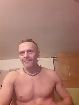 Snapshot of Kuba_Gd chatting on 12-27-24, 01:53 Kuba Gd online show from 12-27-24, 01:53