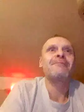 Snapshot of Kuba_Gd chatting on 01-11-25, 01:27 Kuba Gd online show from 01-11-25, 01:27