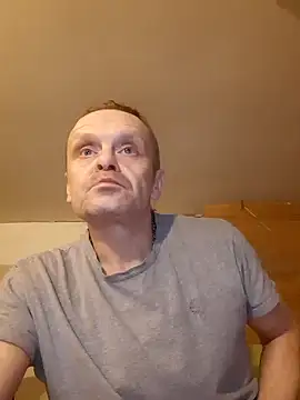 Snapshot of Kuba_Gd chatting on 01-20-25, 10:59 Kuba Gd online show from 01-20-25, 10:59