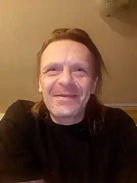 Snapshot of Kuba_Gd chatting on 02-19-25, 02:34 Kuba Gd online show from 02-19-25, 02:34