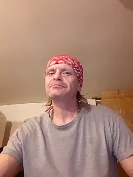 Snapshot of Kuba_Gd chatting on 02-27-25, 05:45 Kuba Gd online show from 02-27-25, 05:45