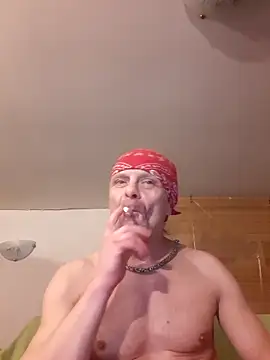 Snapshot of Kuba_Gd chatting on 03-07-25, 08:11 Kuba Gd online show from 03-07-25, 08:11