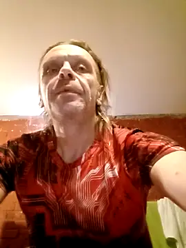 Snapshot of Kuba_Gd chatting on 09-16-25, 02:12 Kuba Gd online show from 09-16-25, 02:12