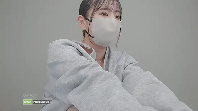 Snapshot of CocoaMilk18 chatting on 02-22-26, 01:31 CocoaMilk18 online show from 02-22-26, 01:31