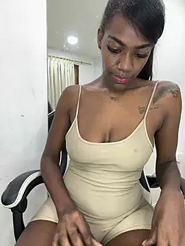 Snapshot of Alma_Stevenson chatting on 06-30-26, 03:02 Alma Stevenson online show from 06-30-26, 03:02