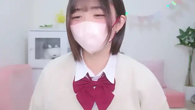 Hinata Sun online show from 10-23-25, 11:31