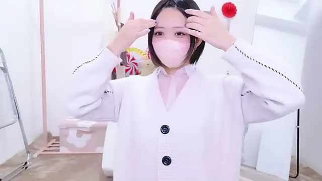 Hinata Sun online show from 03-28-26, 06:29