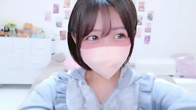 Hinata Sun online show from 06-25-26, 12:09