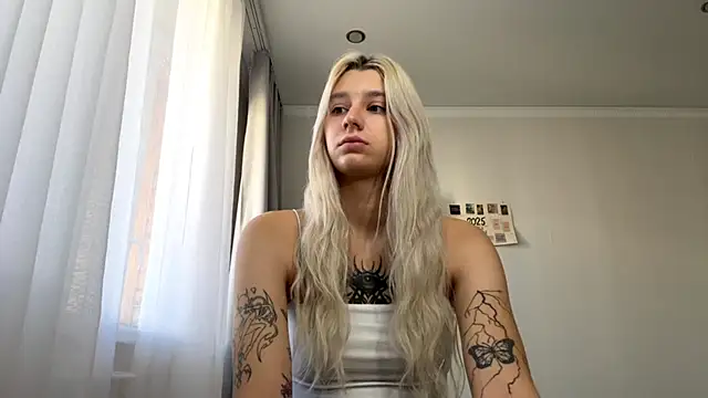 QueerExtern online show from 09-16-25, 11:11