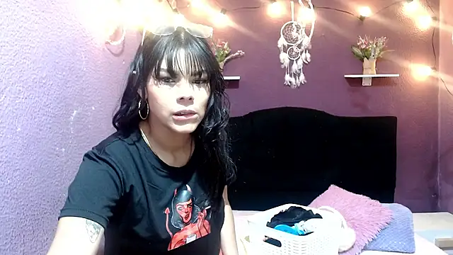 brenda smile33 online show from 09-17-25, 01:35