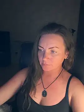 LadyWade online show from 09-18-25, 03:03