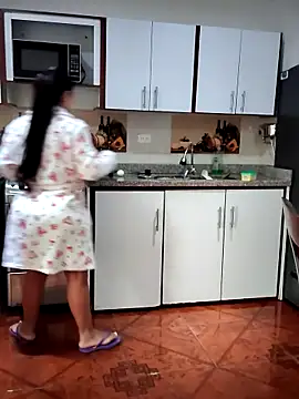 mia mancinii online show from 03-21-26, 12:21