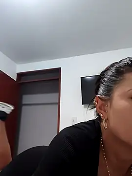 Snapshot of mia_mancinii chatting on 07-07-26, 01:30 mia mancinii online show from 07-07-26, 01:30