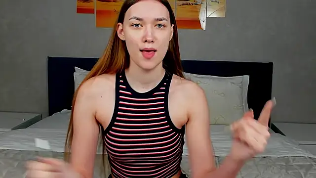 Snapshot of AmadaReine chatting on 02-22-26, 03:18 AmadaReine online show from 02-22-26, 03:18