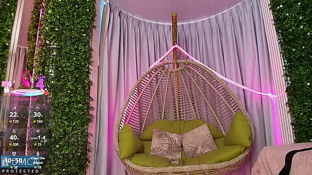 Kiara Zahiri   online show from 10-02-25, 11:06