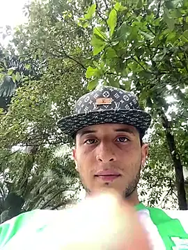Snapshot of Adam_Dray chatting on 09-13-25, 04:51 Adam Dray online show from 09-13-25, 04:51