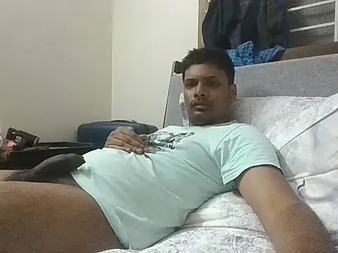 Snapshot of Bakasur_19 chatting on 04-23-26, 12:29 Bakasur 19 online show from 04-23-26, 12:29