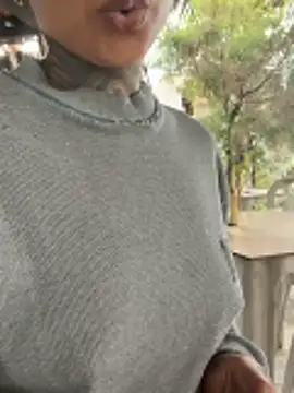 Snapshot of xbigpeach chatting on 11-27-25, 07:38 xbigpeach online show from 11-27-25, 07:38