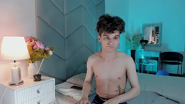 Willie Miler online show from 10-02-25, 05:25