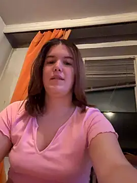 IssadoraaPink online show from 09-24-25, 07:06