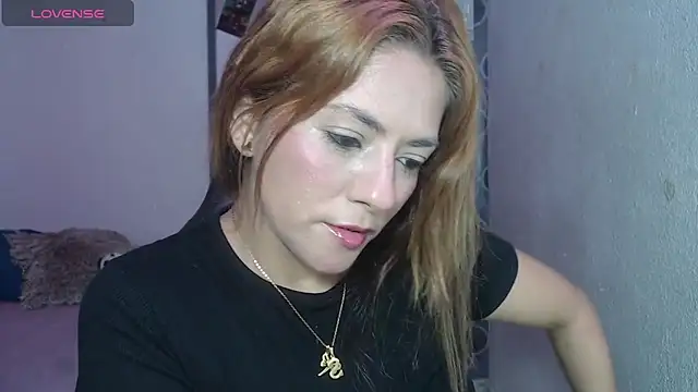 Snapshot of karamirror_ chatting on 04-18-26, 11:38 karamirror online show from 04-18-26, 11:38