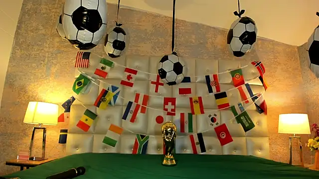 SheyLopez online show from 06-14-26, 03:19