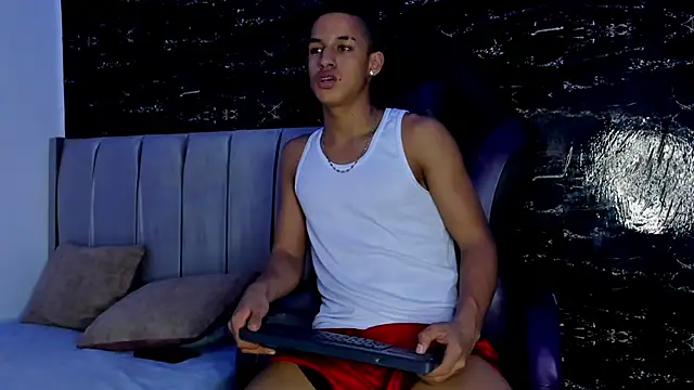 Jhos Smith online show from 09-26-25, 03:54