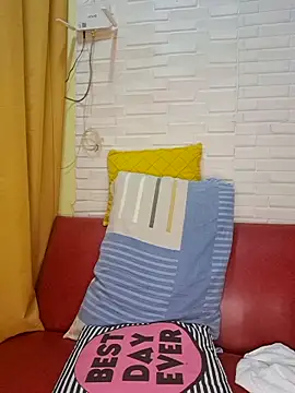 Snapshot of hotlyn45 chatting on 03-17-26, 01:47 hotlyn45 online show from 03-17-26, 01:47