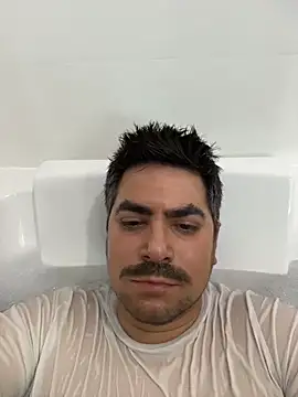 Snapshot of Mrik1203 chatting on 02-14-26, 01:57 Mrik1203 online show from 02-14-26, 01:57