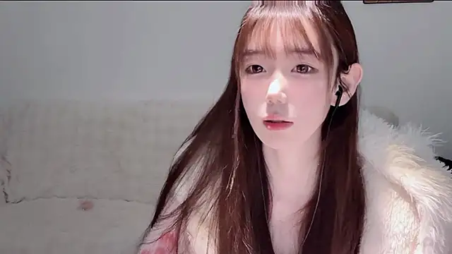 Xiao-runbao online show from 01-13-26, 02:44