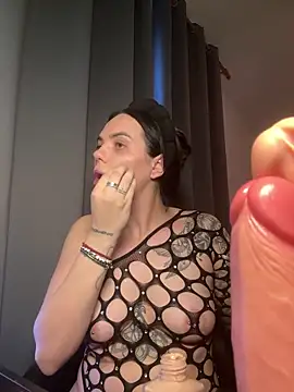 -RAHELA- online show from 10-18-25, 03:13