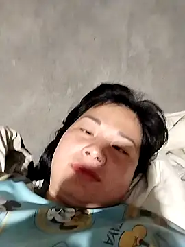 kute-00 online show from 10-13-25, 01:55