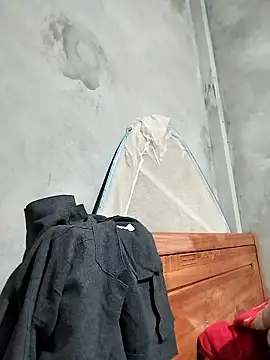 kute-00 online show from 01-16-26, 01:31