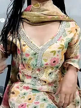 Daizy Shah online show from 05-10-26, 04:45