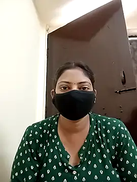 Snapshot of Shikha-mehra7 chatting on 09-11-25, 08:14 Shikha-mehra7 online show from 09-11-25, 08:14