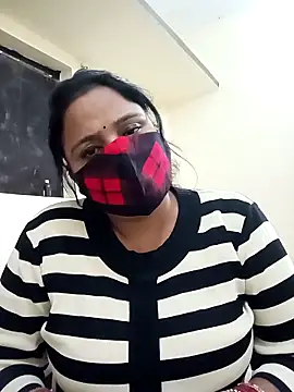 Snapshot of Shikha-mehra7 chatting on 11-01-25, 09:55 Shikha-mehra7 online show from 11-01-25, 09:55