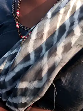 Snapshot of Fasfas2 chatting on 10-07-25, 01:25 Fasfas2 online show from 10-07-25, 01:25